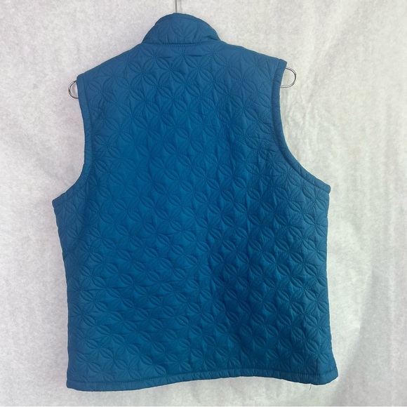 Berne Vest size medium Fleece Lined Zip Pockets - Picture 2 of 8